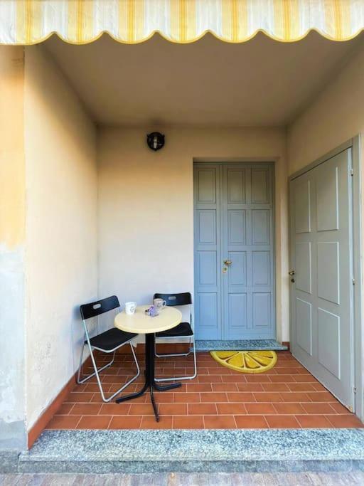 Casa Oltrepo Fresco Centrale Ma Silenzioso Parcheggio Interno Casteggio Exteriér fotografie