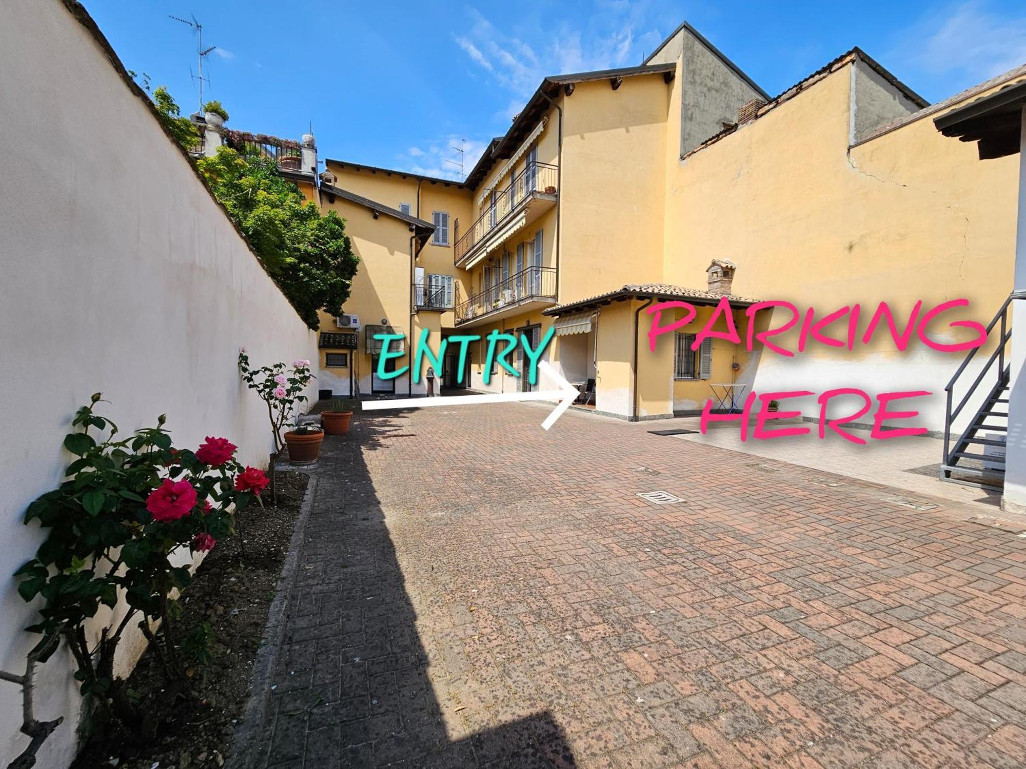 Casa Oltrepo Fresco Centrale Ma Silenzioso Parcheggio Interno Casteggio Exteriér fotografie